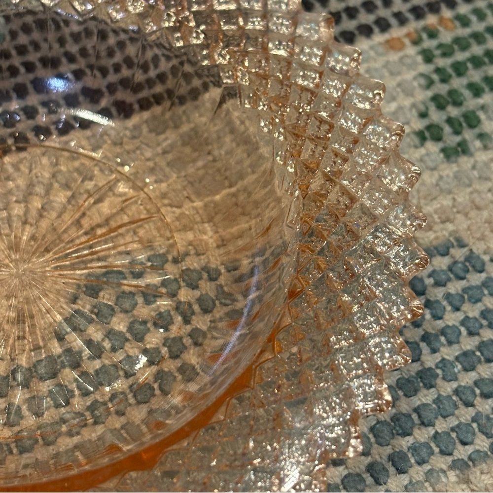 Vintage * Anchor Hocking Miss America Pattern Elegant Pink Glass Small Bowl EUC - Picture 4 of 6